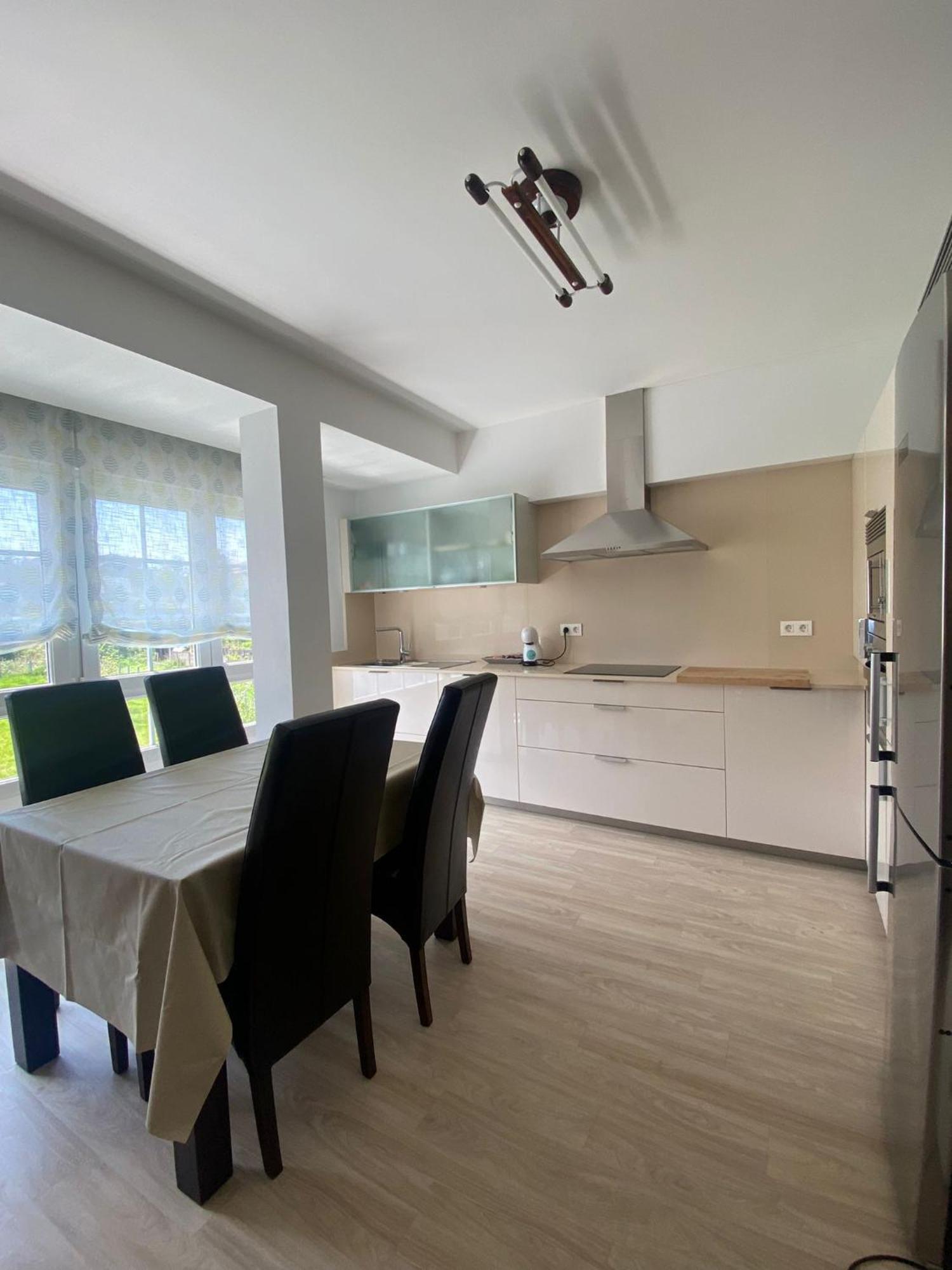 Precioso Piso En Pleno Centro De O Grove Apartment Exterior photo